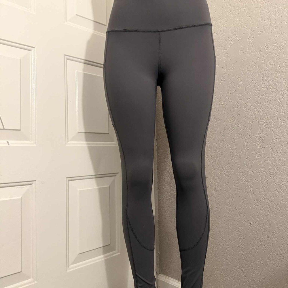 HOFI Gray High-Waisted Leggings